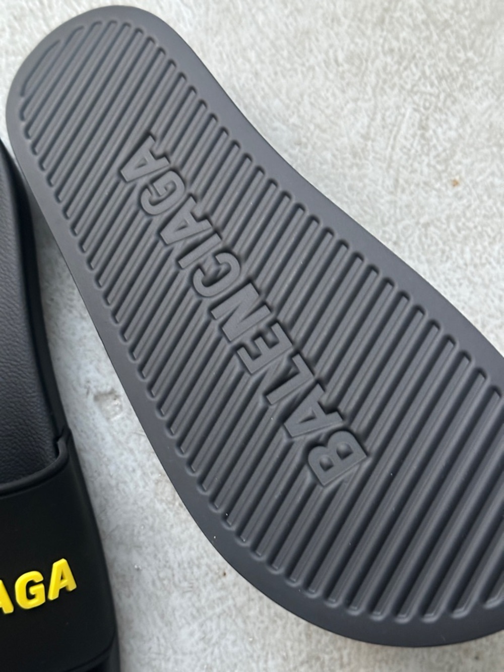 Balenciaga Black Slides with Yellow Logo - Picture 5 of 5